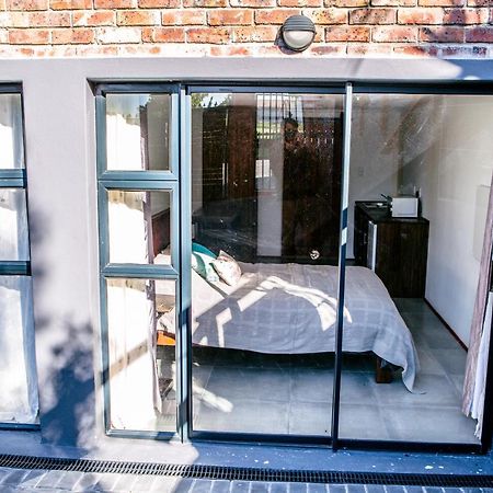 Peaceful 1-Bedroom Flatlet, 10 Min From The Beach Cape Town Exterior foto
