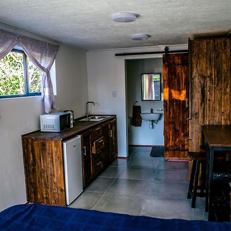 Peaceful 1-Bedroom Flatlet, 10 Min From The Beach Cape Town Exterior foto