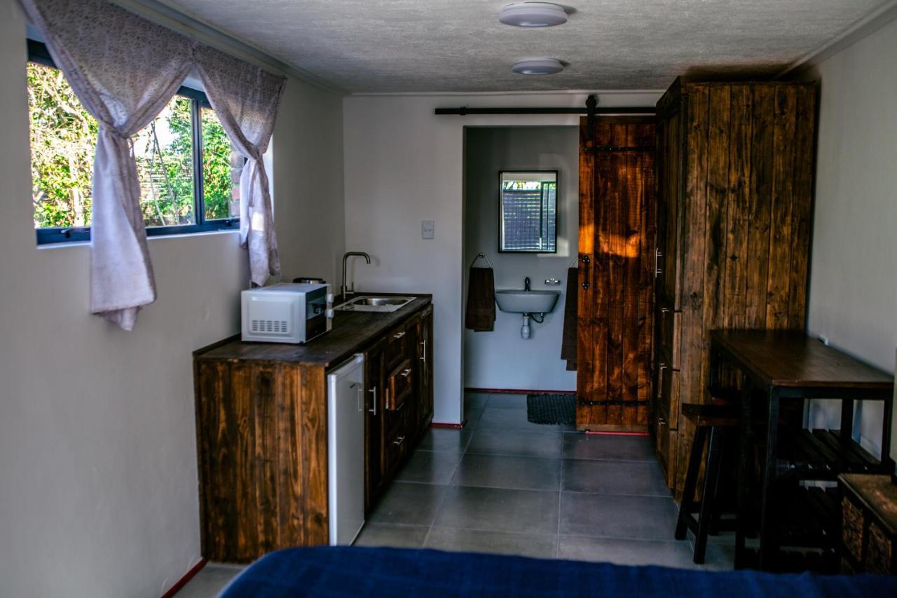 Peaceful 1-Bedroom Flatlet, 10 Min From The Beach Cape Town Exterior foto