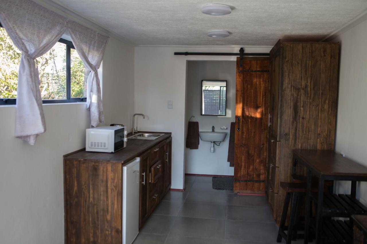 Peaceful 1-Bedroom Flatlet, 10 Min From The Beach Cape Town Exterior foto